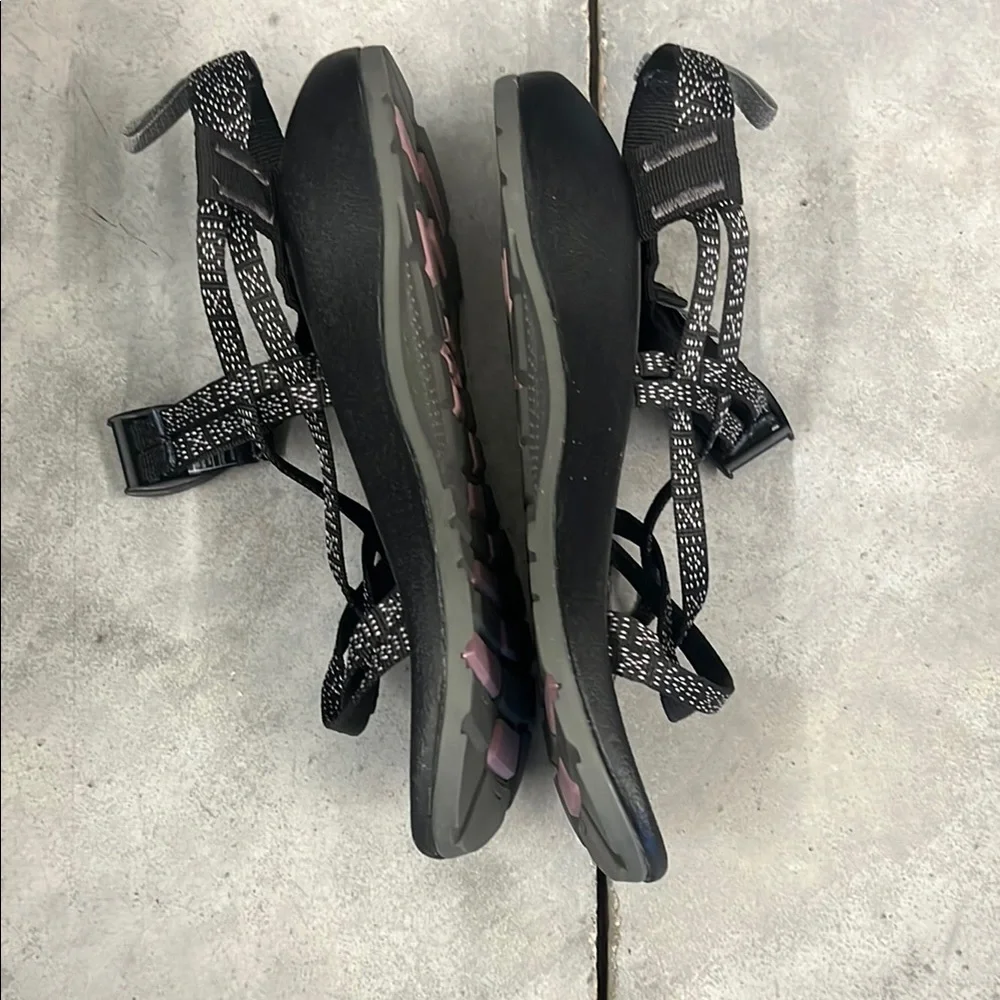 New Chaco ZX1 EcoTread Strappy Outdoor Sandals Kid 6 Woman 7-7.5 Black White